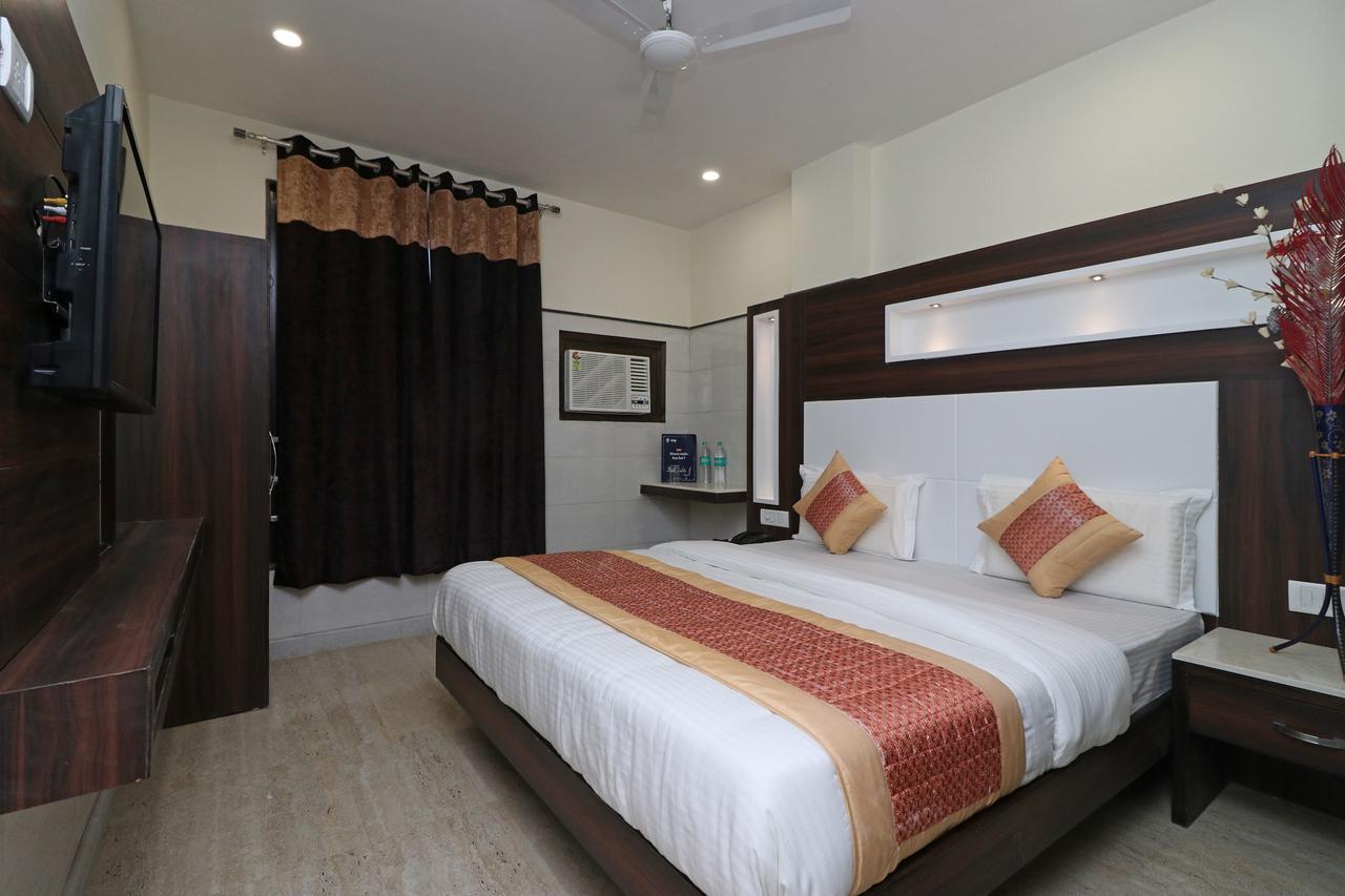 Oyo 11594 Hotel Tvs Új-Delhi Kültér fotó