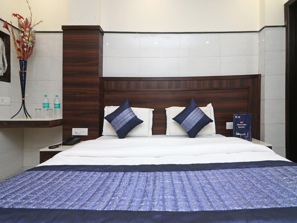 Oyo 11594 Hotel Tvs Új-Delhi Kültér fotó