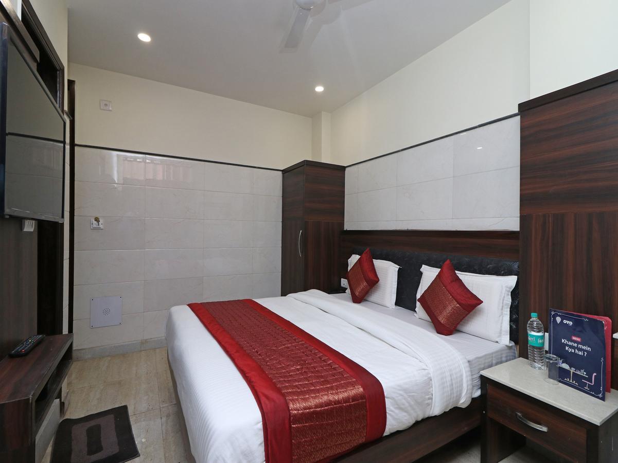 Oyo 11594 Hotel Tvs Új-Delhi Kültér fotó