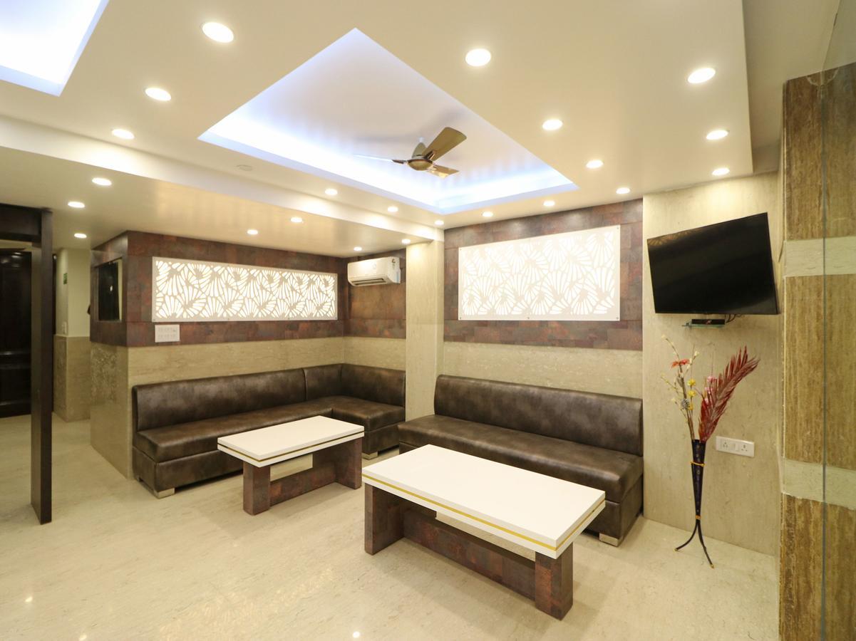 Oyo 11594 Hotel Tvs Új-Delhi Kültér fotó