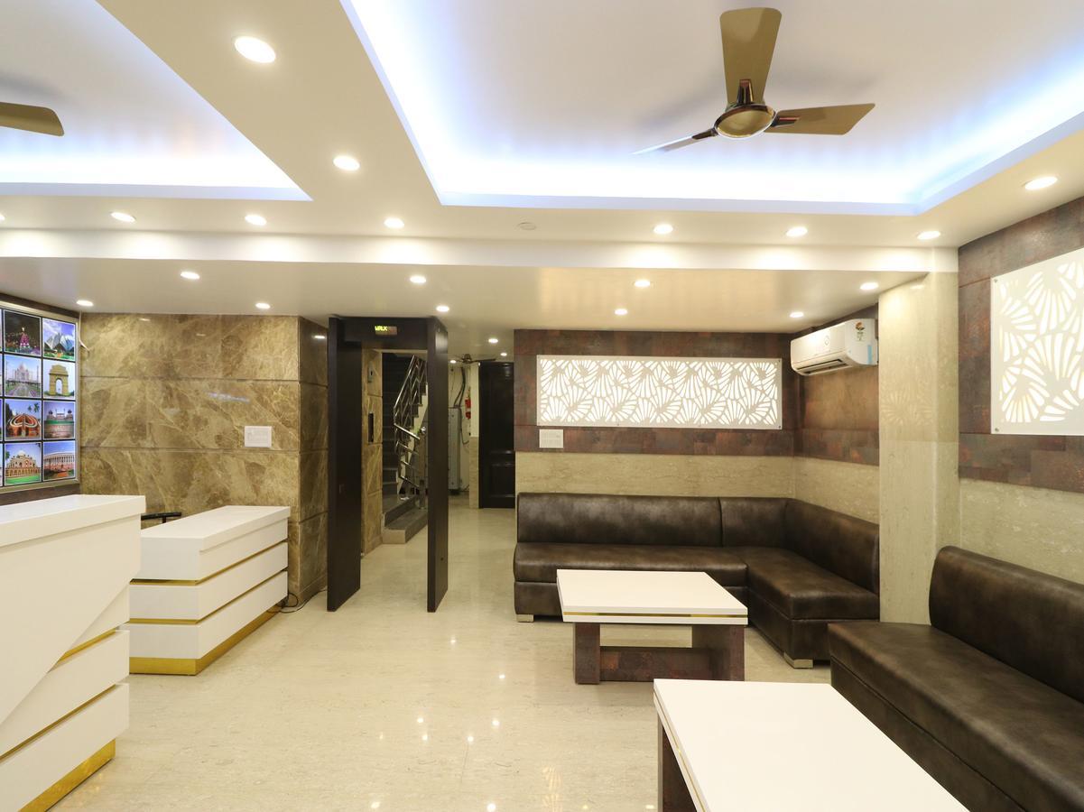 Oyo 11594 Hotel Tvs Új-Delhi Kültér fotó